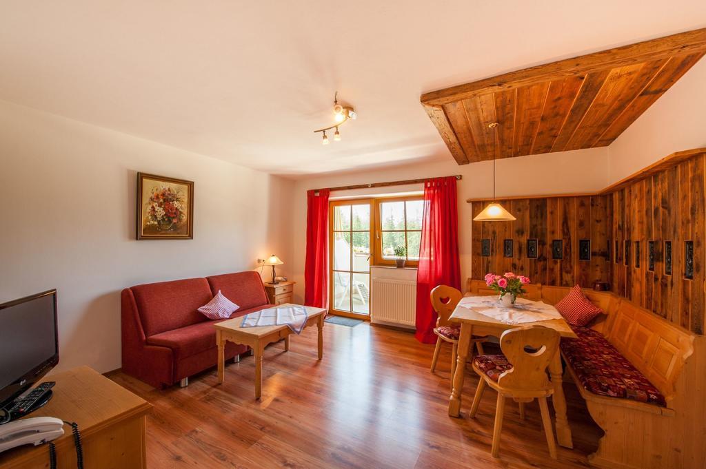 Zugspitzhotel Diana Thoerle エールヴァルト 部屋 写真