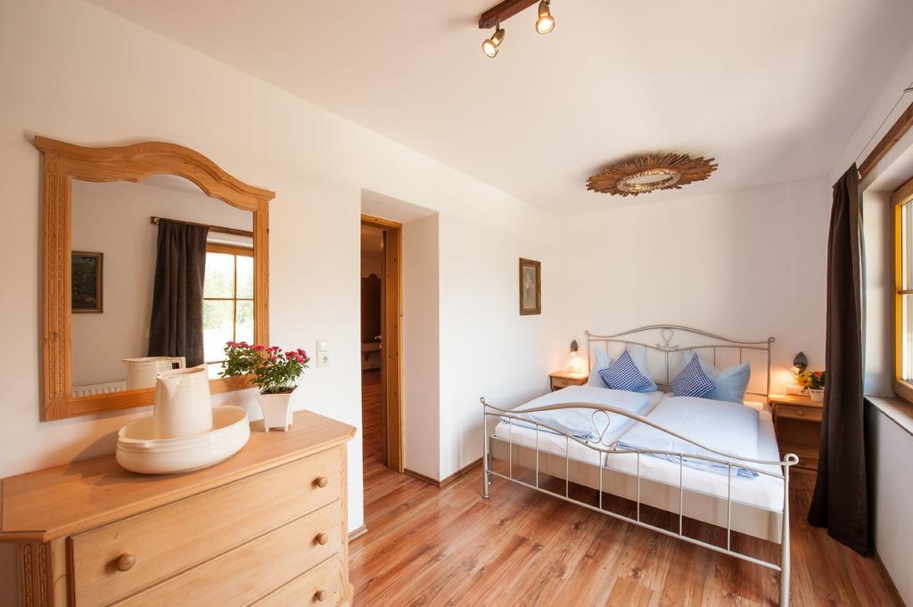 Zugspitzhotel Diana Thoerle エールヴァルト 部屋 写真