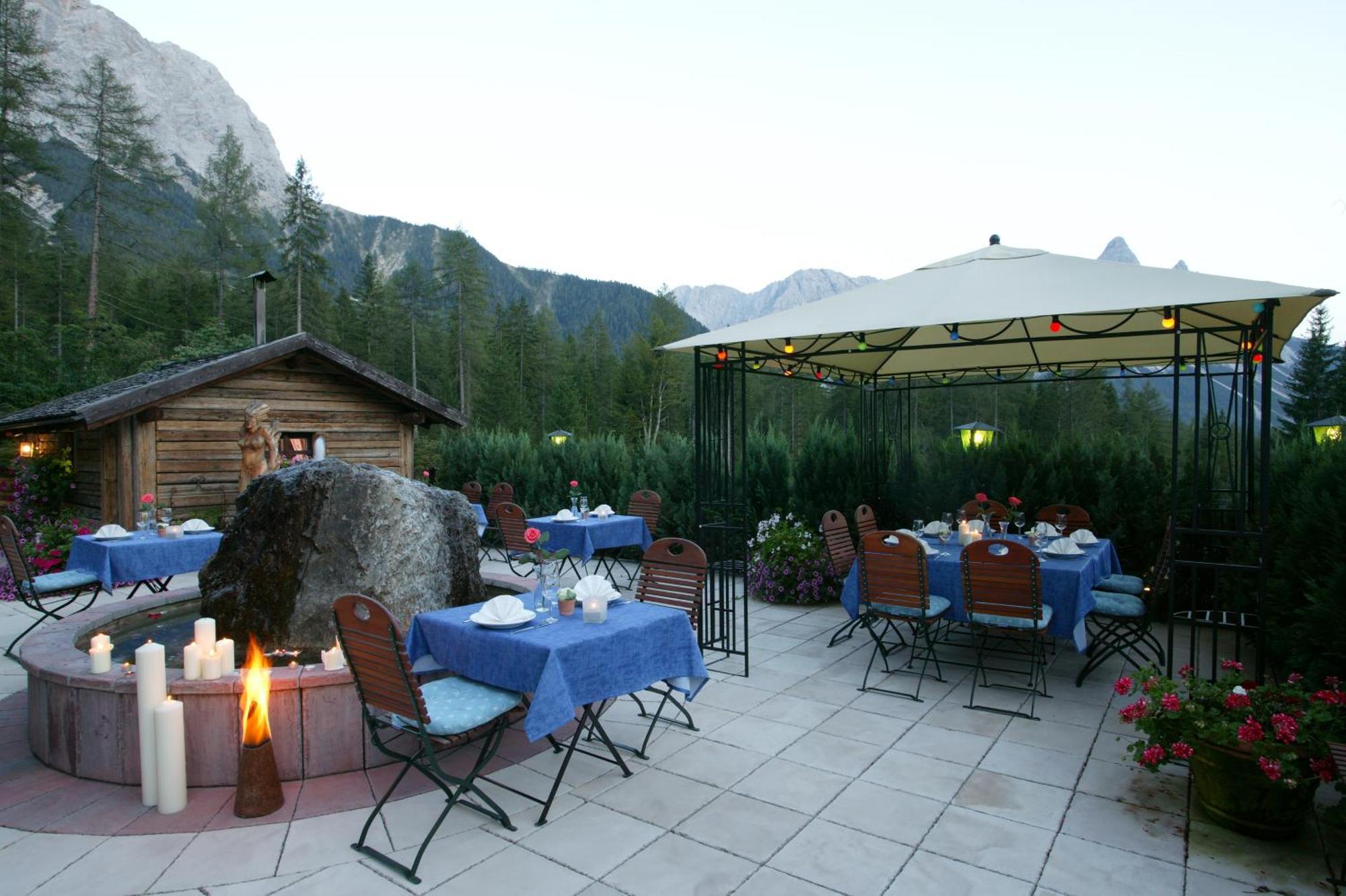 Zugspitzhotel Diana Thoerle エールヴァルト エクステリア 写真