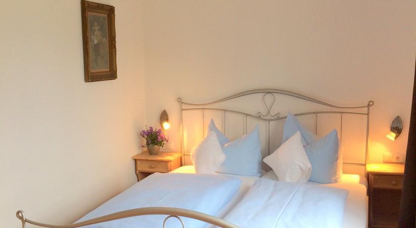 Zugspitzhotel Diana Thoerle エールヴァルト 部屋 写真